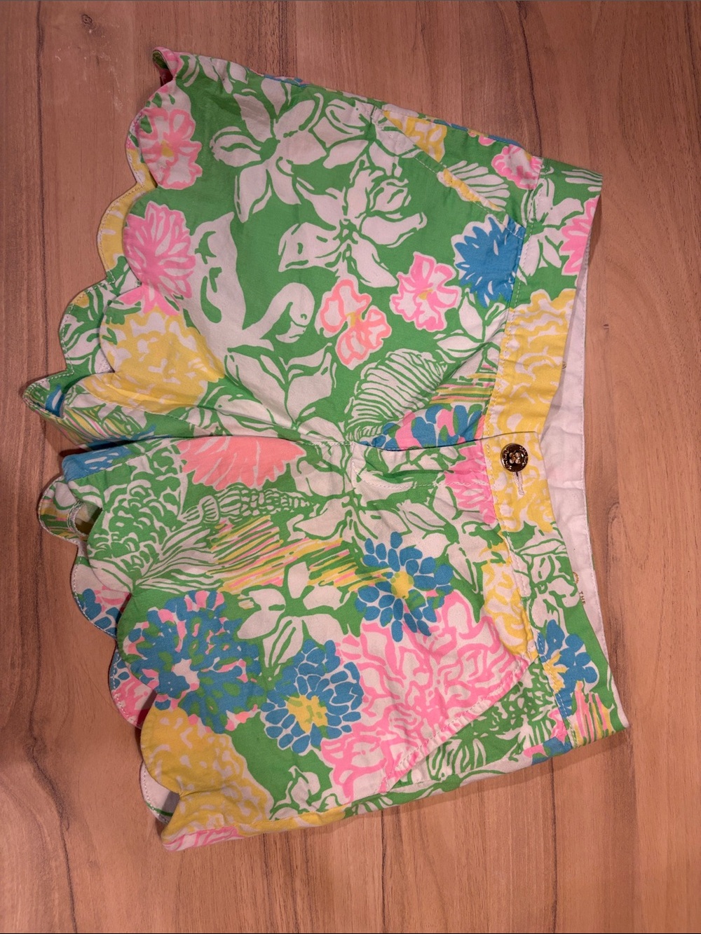 Lilly Pulitzer Green Floral Scalloped Hem High-Rise Shorts